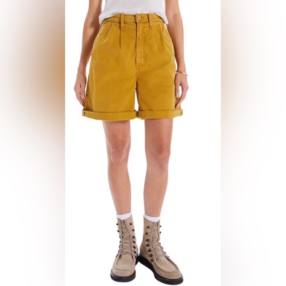 MOTHER Pleated Catch All Short in Spruce Yellow NWT